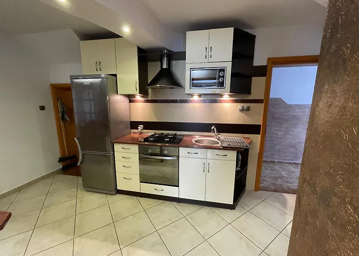 Zachary Homestay szállás *